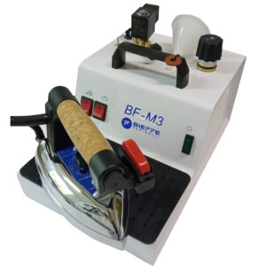 Парогенератор с утюгом Bieffe BF Mini 3 - парогенератор для профессиональной утюжки с небольшим объемом бойлера 2,4 литра.